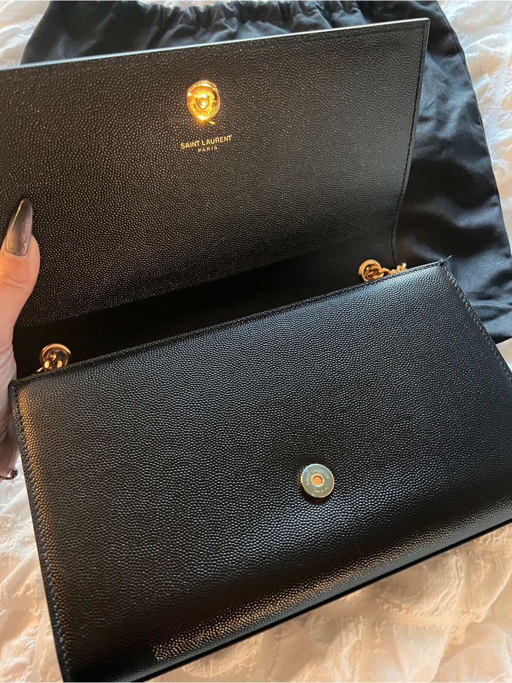 Saint Laurent Kate Black Leather Shoulder Bag with Gold YSL Logo - Picture 3 of 6